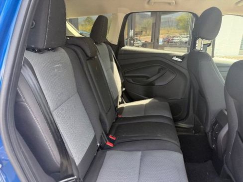 Used 2017 Ford Escape SE FWD image 12