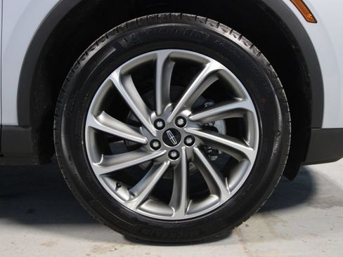 Used 2025 Lincoln Corsair AWD w/ Equipment Group 101A image 32