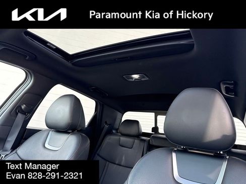 Used 2022 Hyundai Santa Cruz Limited AWD/4WD image 31