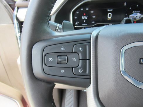 Used 2024 GMC Sierra 1500 Denali AWD/4WD image 24