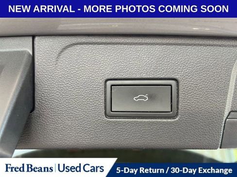 Used 2024 Volkswagen Atlas SEL AWD/4WD image 9