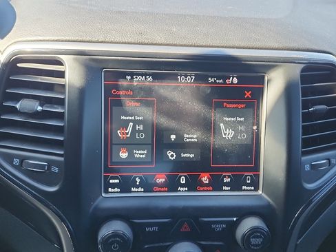 Used 2018 Jeep Grand Cherokee Limited w/ Trailer Tow Group IV image 22