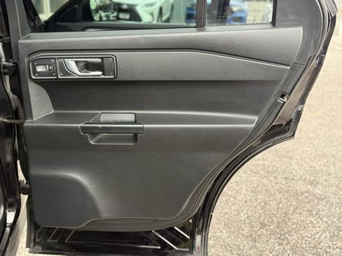 Used 2020 Ford Explorer 4WD Police Interceptor w/ Ultimate Wiring Package image 32