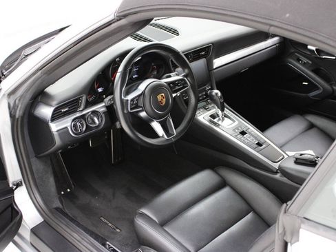 Used 2017 Porsche 911 Carrera image 29