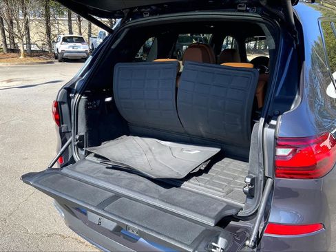 Used 2022 BMW X7 xDrive40i w/ M Sport Package image 34