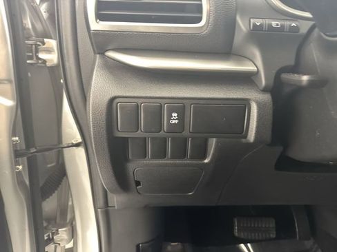 Used 2019 Mitsubishi Eclipse Cross SE image 14
