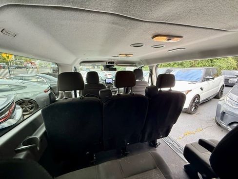 Used 2020 Ford Transit 350 XLT image 32