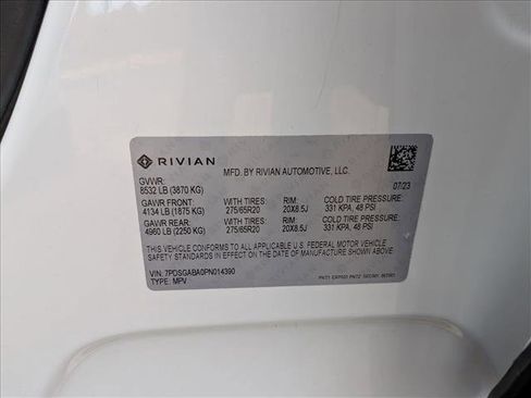 Used 2023 Rivian R1S Adventure image 24