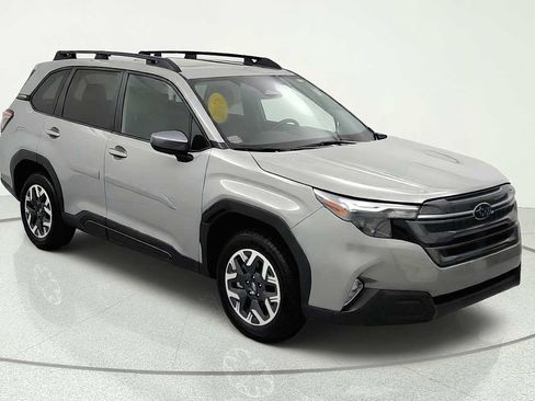 Certified 2026 Subaru Forester Premium AWD/4WD image 1