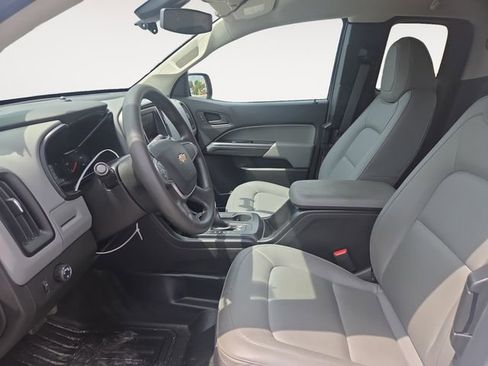 Used 2022 Chevrolet Colorado W/T w/ WT Convenience Package RWD image 9