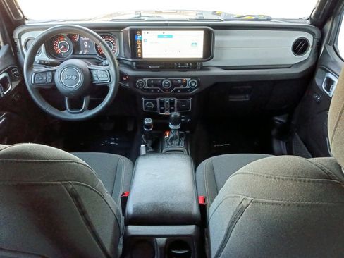 Used 2024 Jeep Wrangler Unlimited Sport AWD/4WD image 20