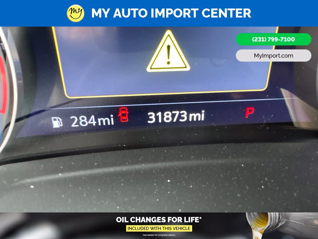 Used 2023 Buick Envision Avenir AWD/4WD image 21