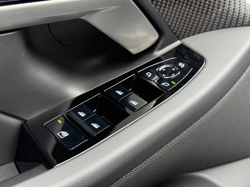 New 2027 BMW M5 Touring AWD/4WD image 17