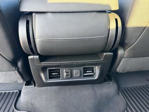 Used 2019 Chevrolet Silverado 1500 LT w/ All-Star Edition AWD/4WD image 17