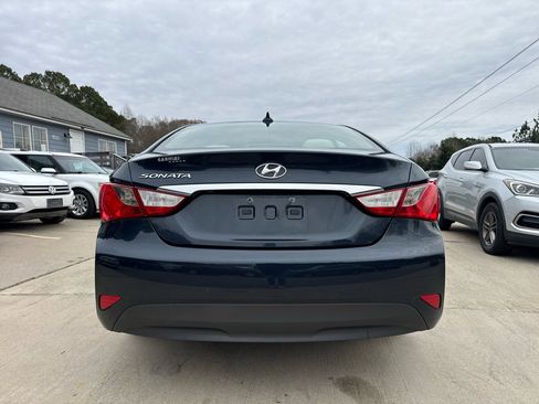 Used 2014 Hyundai Sonata GLS image 7