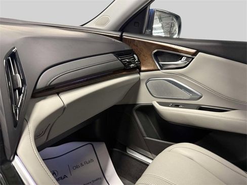 Used 2023 Acura RDX AWD w/ Advance Package image 33