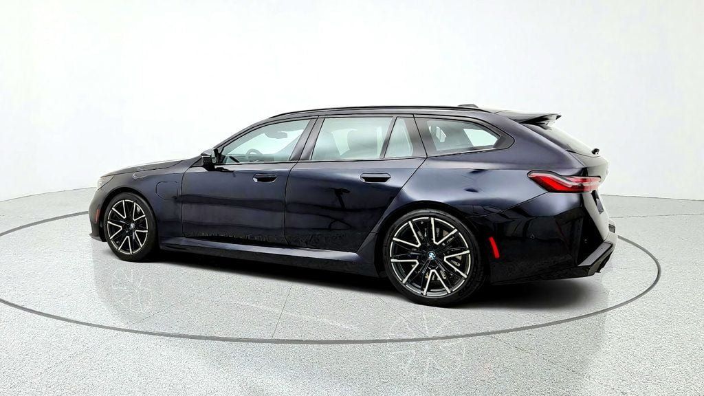 Used 2025 BMW M5 Touring w/ M Driver's Package AWD/4WD image 7
