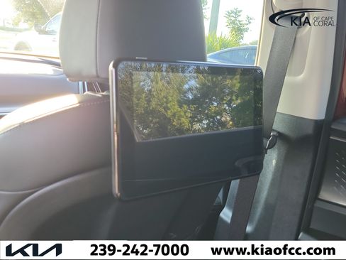 Certified 2025 Kia Sorento S w/ Panoramic Sunroof Package FWD image 13