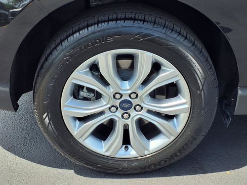 Used 2021 Ford Edge Titanium AWD/4WD image 27