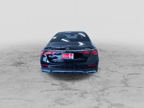 Used 2025 Mercedes-Benz E 350 4MATIC Sedan image 8