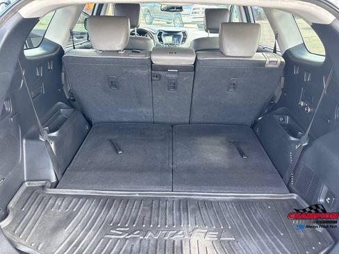 Used 2017 Hyundai Santa Fe AWD w/ SE Ultimate Tech Package 03 image 28