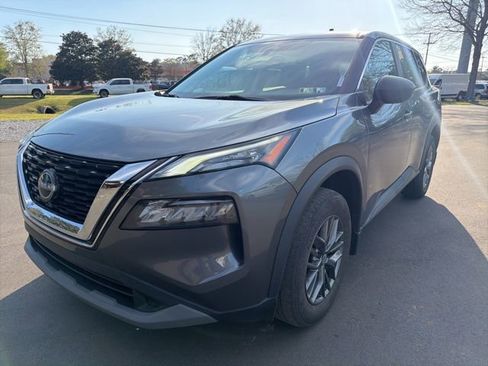 Used 2023 Nissan Rogue S image 7