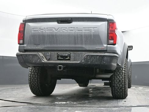 Used 2024 Chevrolet Colorado ZR2 w/ ZR2 Convenience Package III AWD/4WD image 48