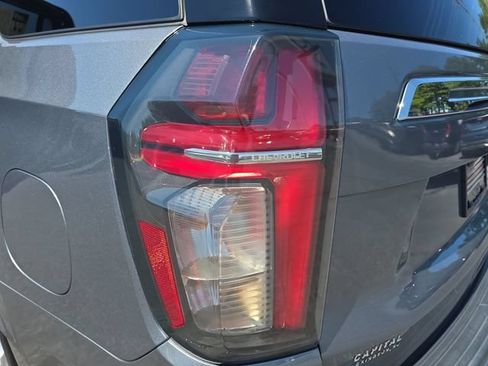 Used 2022 Chevrolet Tahoe LT w/ Luxury Package AWD/4WD image 37