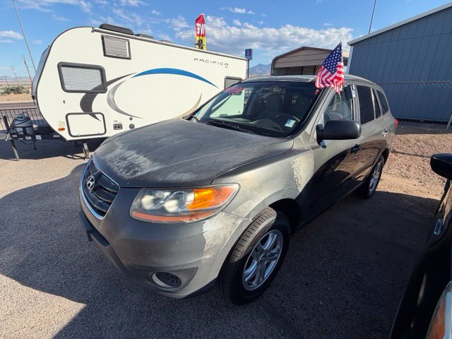 Used 2010 Hyundai Santa Fe GLS FWD image 3