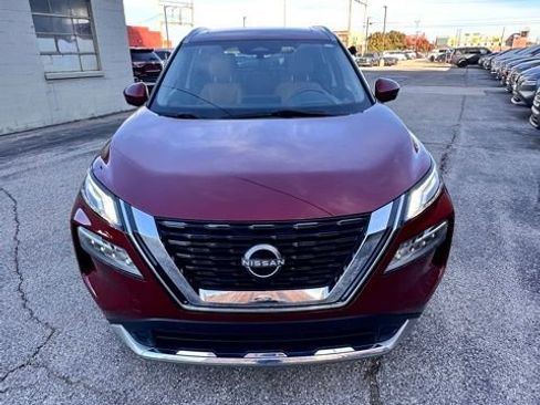 Certified 2023 Nissan Rogue Platinum w/ Platinum Premium Package image 2