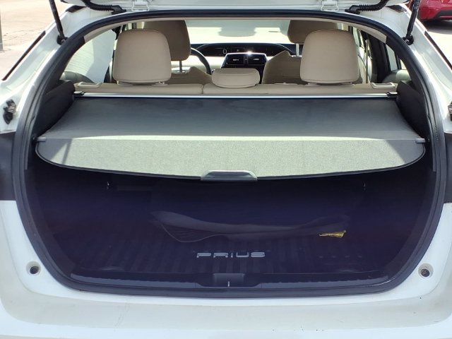 Used 2019 Toyota Prius LE FWD image 8