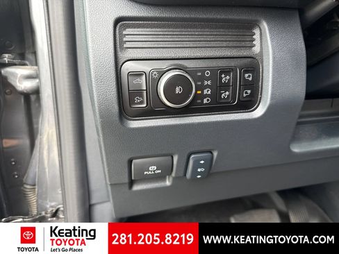 Used 2025 Ford F250 Lariat w/ Lariat Ultimate Package AWD/4WD image 8