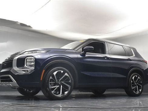 Used 2024 Mitsubishi Outlander SEL image 33