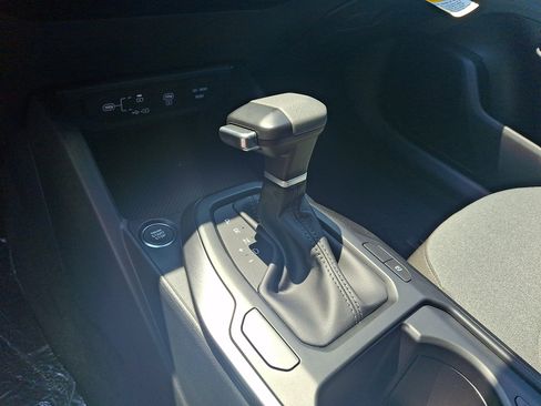 New 2026 Kia K4 FWD image 10