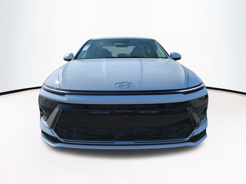 New 2026 Hyundai Sonata SEL FWD image 3