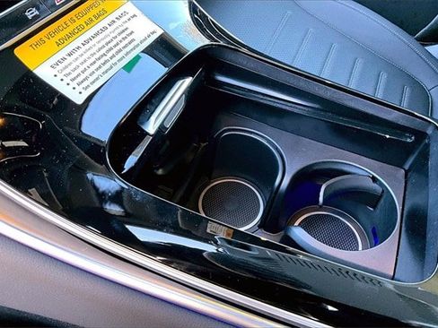 New 2026 Mercedes-Benz GLC 300 4MATIC image 11