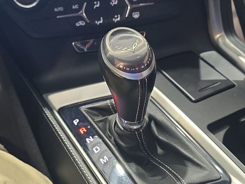 Used 2015 Chevrolet Corvette Stingray Coupe image 26