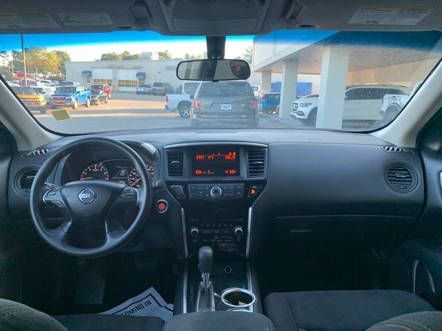 Used 2014 Nissan Pathfinder S FWD image 10