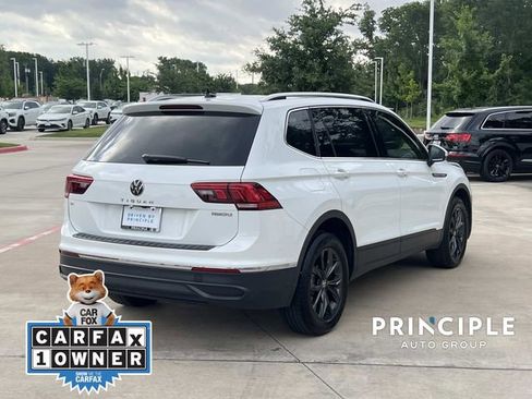 Used 2024 Volkswagen Tiguan SE FWD image 11