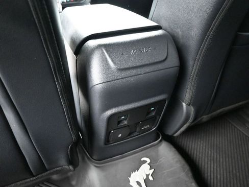 Used 2022 Ford Bronco Wildtrak image 18