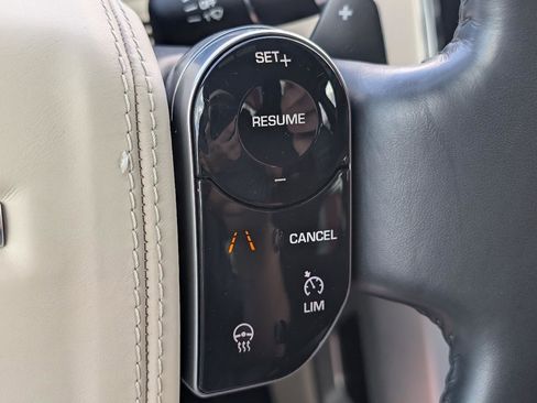 Used 2019 Land Rover Range Rover Supercharged AWD/4WD image 13