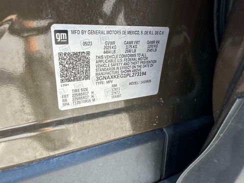 Used 2023 Chevrolet Equinox LT FWD image 34