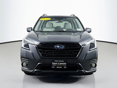 Used 2024 Subaru Forester Premium AWD/4WD image 2