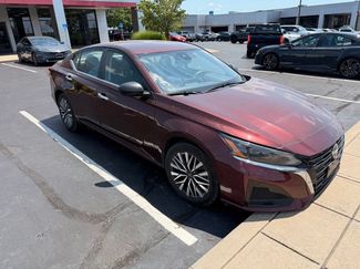 Used 2024 Nissan Altima 2.5 SV FWD video 1