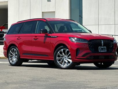 New 2026 Lincoln Aviator 2WD w/ Jet Appearance Package