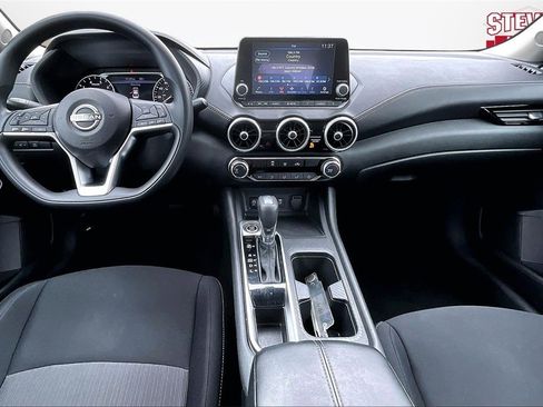 Used 2024 Nissan Sentra SV image 7