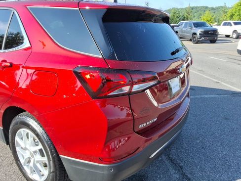 Certified 2024 Chevrolet Equinox LT FWD image 13