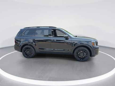 Used 2025 Kia Telluride EX X-Line AWD/4WD image 2