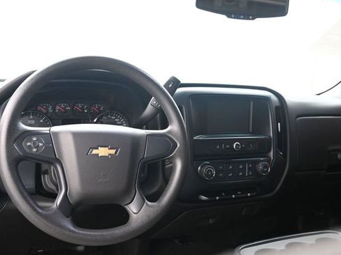 Used 2018 Chevrolet Silverado 1500 Custom w/ Custom Value Package image 23