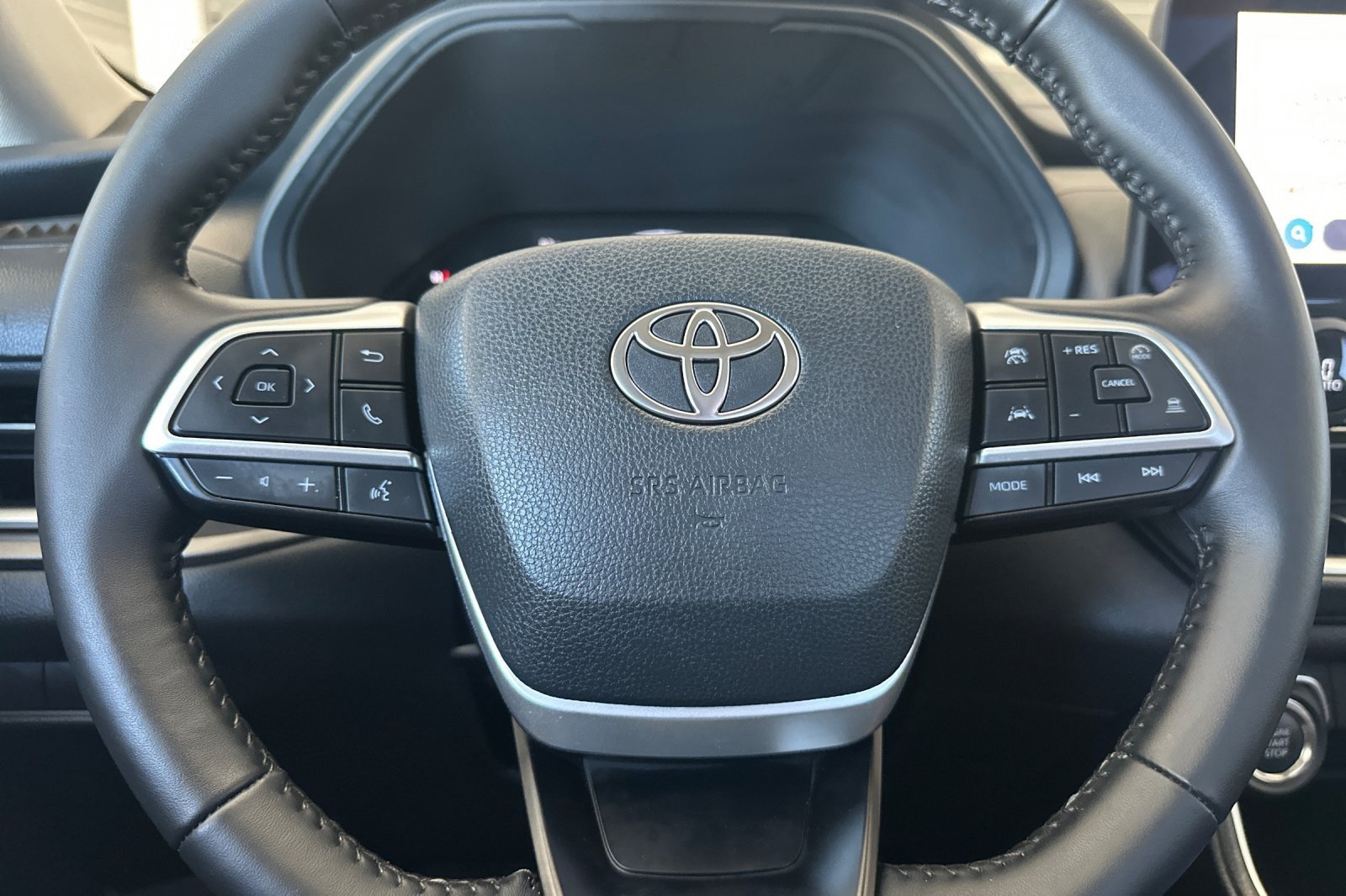 Certified 2026 Toyota Grand Highlander FWD image 23